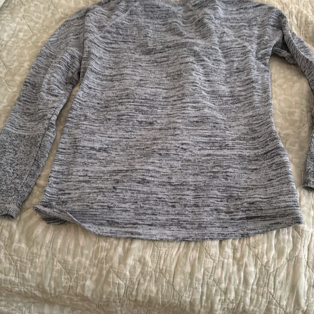 Sweater - Picture 3 of 5